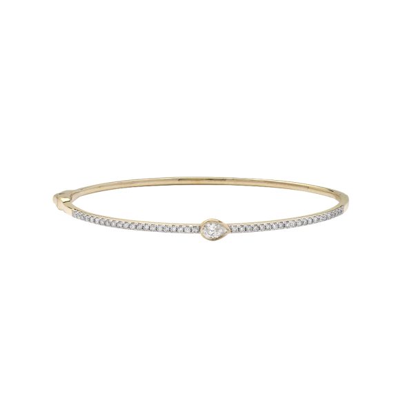 14KY 0.70CTW DIAMOND PEAR SHAPE & ROUND BANGLE