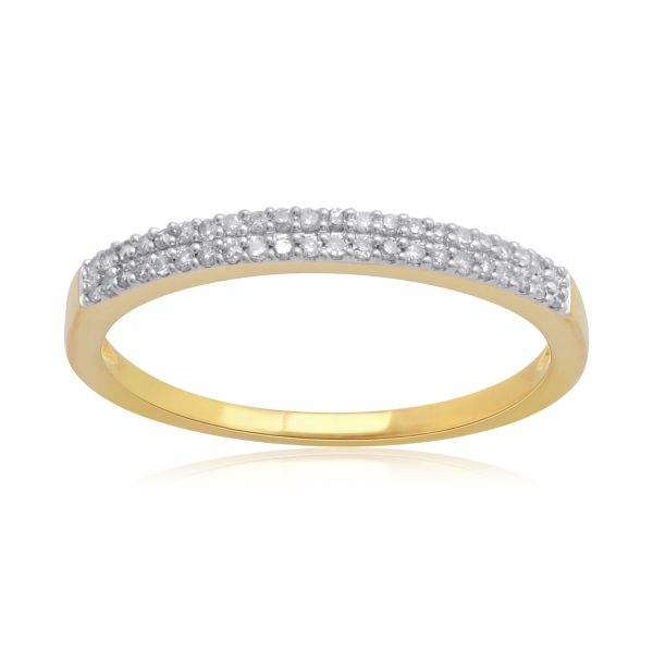 0.15 Carat Diamond Anniversary Ring in 10KT Yellow Gold