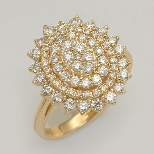 14KY 1.20CTW DIAMOND OVAL CLUSTER RING