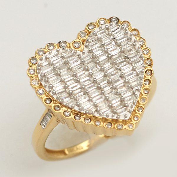 14KY 0.80CTW BAGUETTE DIAMOND DOME HEART RING W/