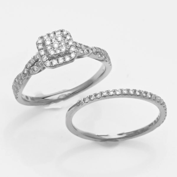 14KW 0.60CTW DIAMOND SQUARE CLUSTER BRIDAL SET