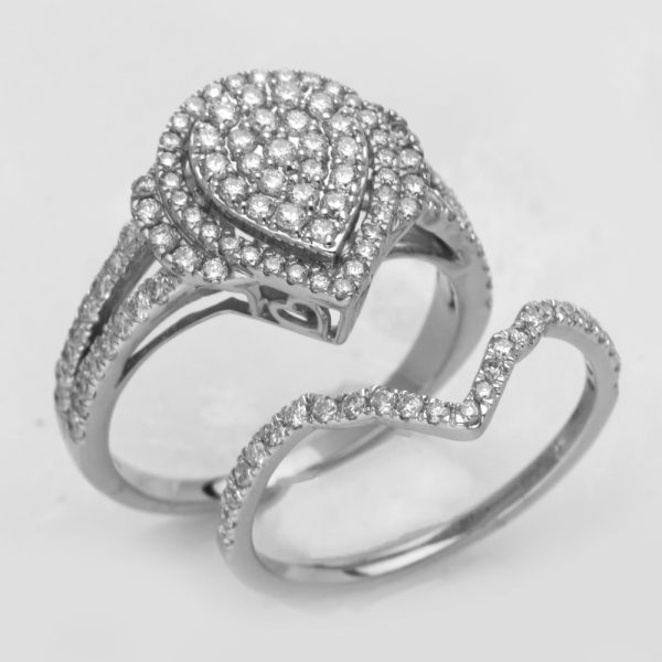 14KW 1.05CTW DIAMOND TEARDROP BRIDAL SET