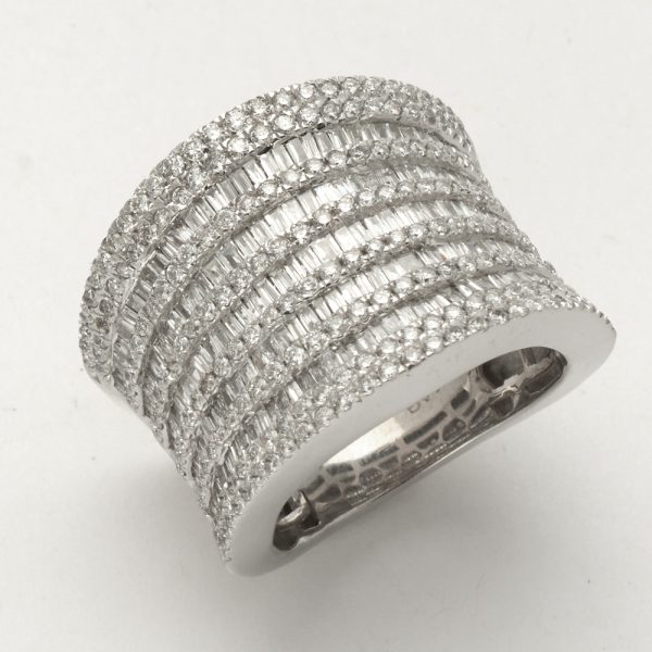 14KW 2.60CTW DESIGNER BAGUETTE & ROUND DIAMOND