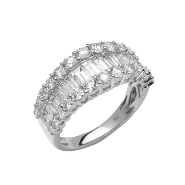 14KW 2.40CTW BUGUETTE DIAMOND LADIES RING