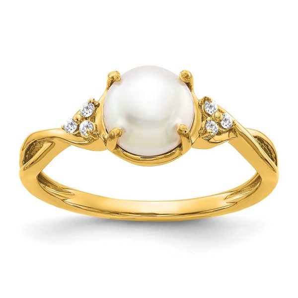 14k FWC Pearl and Diamond Ring