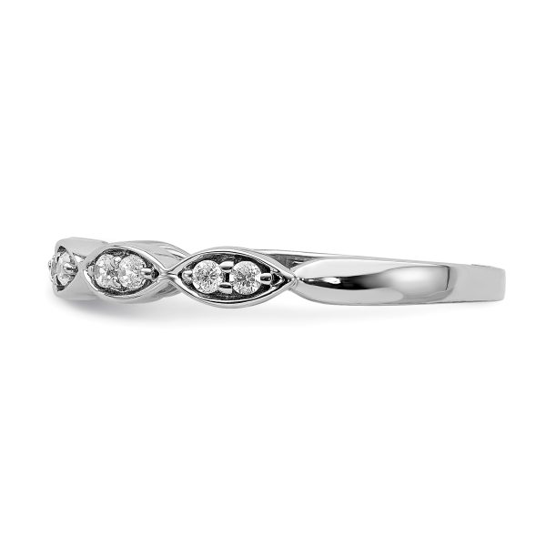 14k White Gold Fancy Diamond Band - Image 3