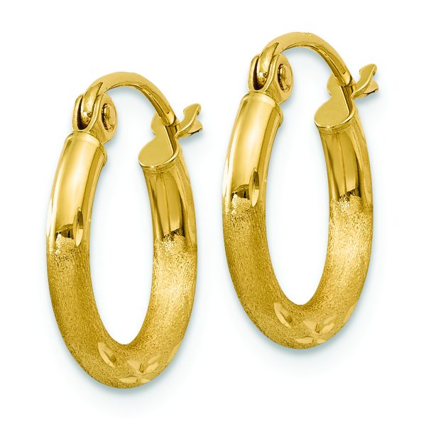 14k Satin and Diamond-cut 2mm Round Tube Hoop Earrings - Image 2