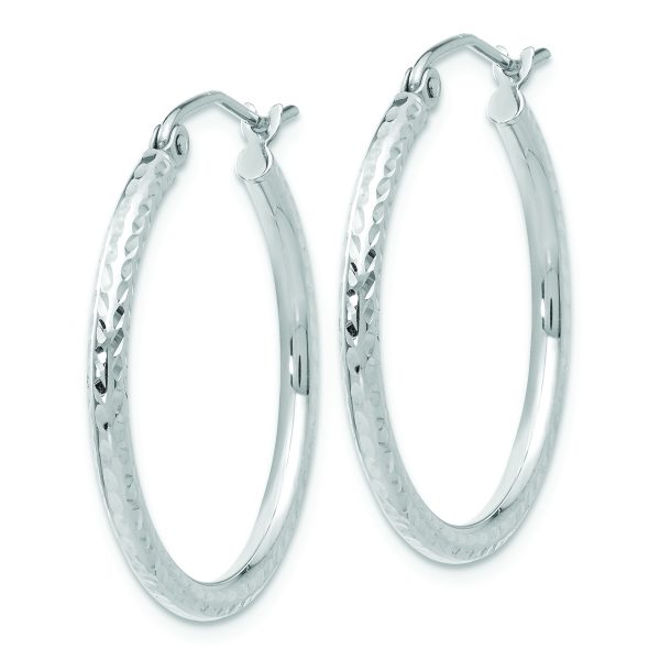 14k White Gold Diamond-cut 2mm Round Tube Hoop Earrings - Image 2