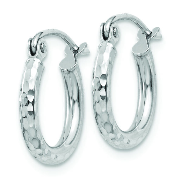 14k White Gold Diamond-cut 2mm Round Tube Hoop Earrings - Image 2