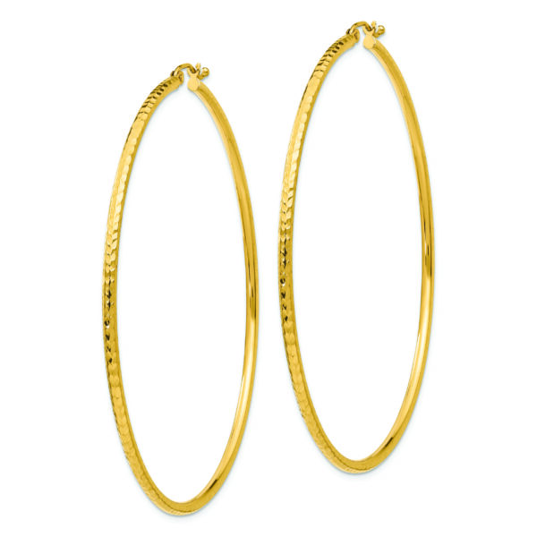 14k Diamond-cut 2mm Round Tube Hoop Earrings - Image 2