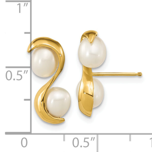 14K 4-5mm Rice FWC Pearl Post Earrings - Image 3